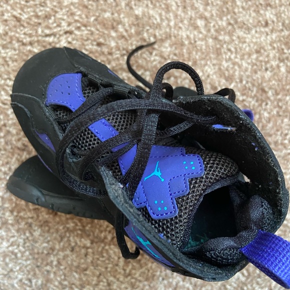 Jordan’s Nike size 9C - Picture 5 of 8